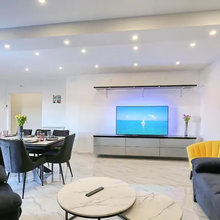 Luxury House * Ζαντάρ
