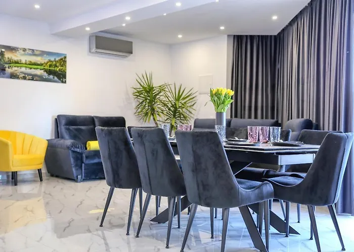 Апартаменты Luxury House