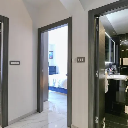 Luxury House Apartmán *