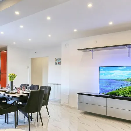 Apartmán Luxury House